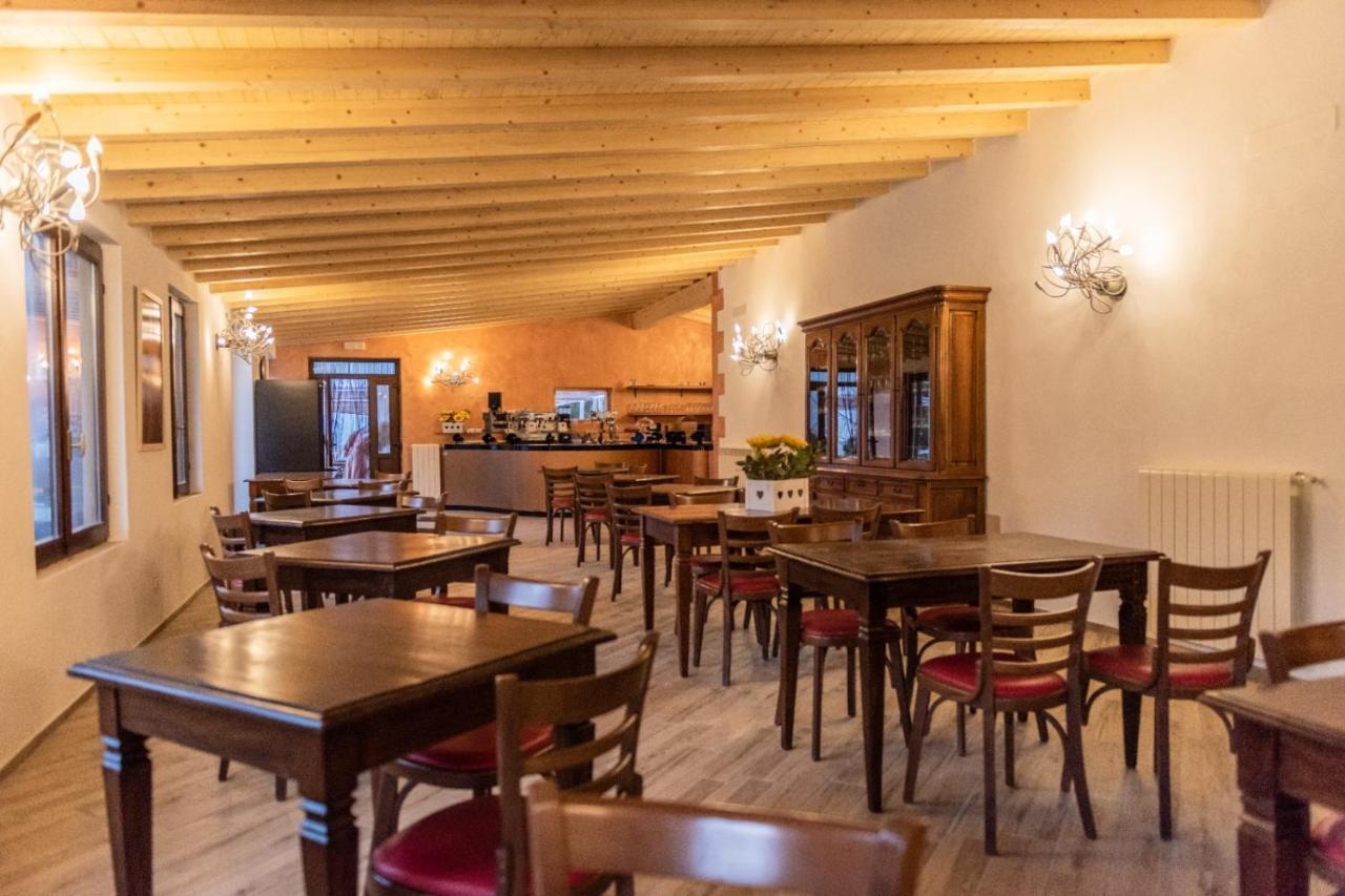 Agriturismo La Fornace Centro Ippico 코모 외부 사진